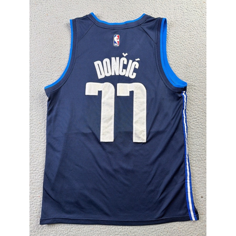Dallas Mavericks Luka Doncic #77 Nike City Edition Swingman Jersey Mens 44S
